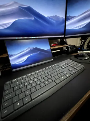 Combo Teclado e Mouse sem fio Logitech MK235 com Conexão USB Layout ABN