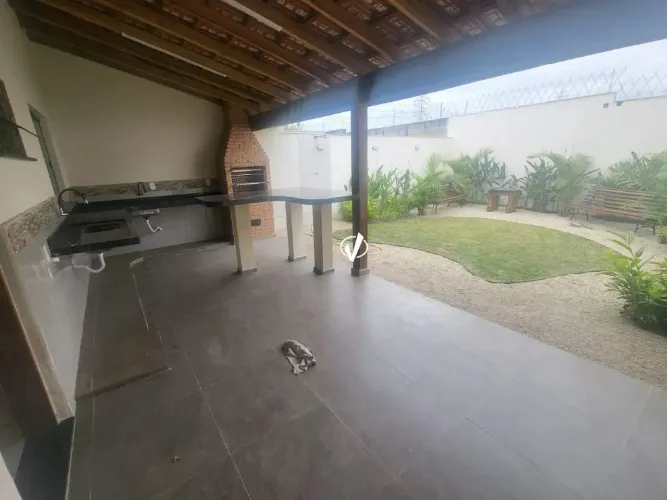CASA EM CONDOMÍNIO À VENDA - LAGUNA - PINDAMONHANGABA - SP