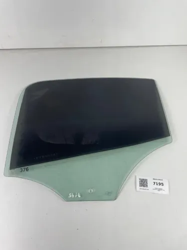 Vidro Traseiro Esquerdo FastBack 2022 2025
