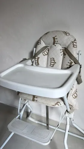 Cadeira de alimentação com mesa bebê - Galzerano 