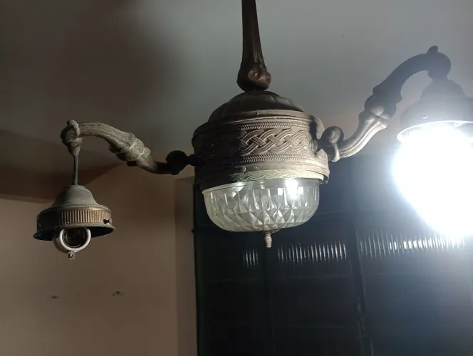 Vendo conjunto de lustres antigos
