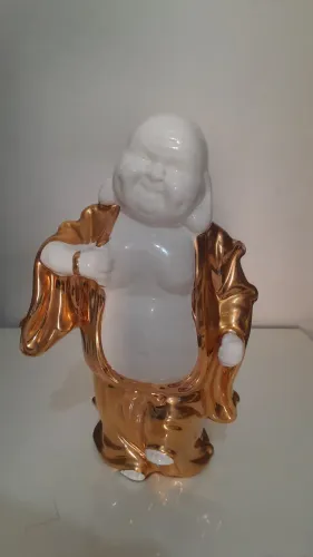 Estátua de Buda Dourada