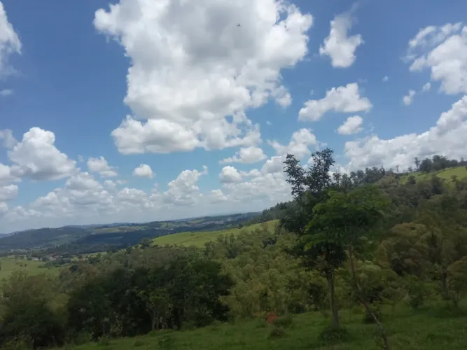 CHÁCARA RURAL CENTRO PEDRA BELA SP COM 65 METROS