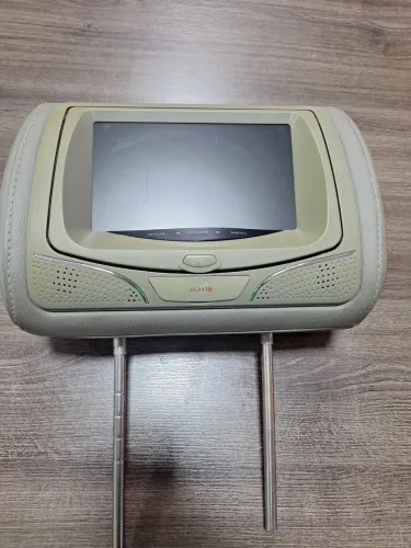 Tela de TV para encosto de cabeça