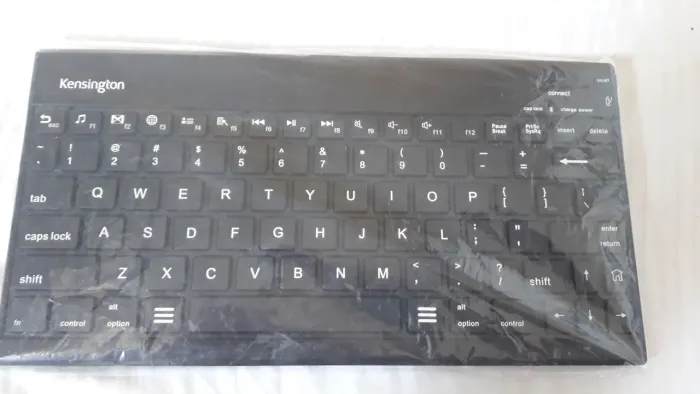  Teclado Bluetooth KeyFolio Pro 2 iPad