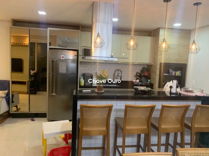 Casa Reformada em Condomínio Fechado - Terra Nova III