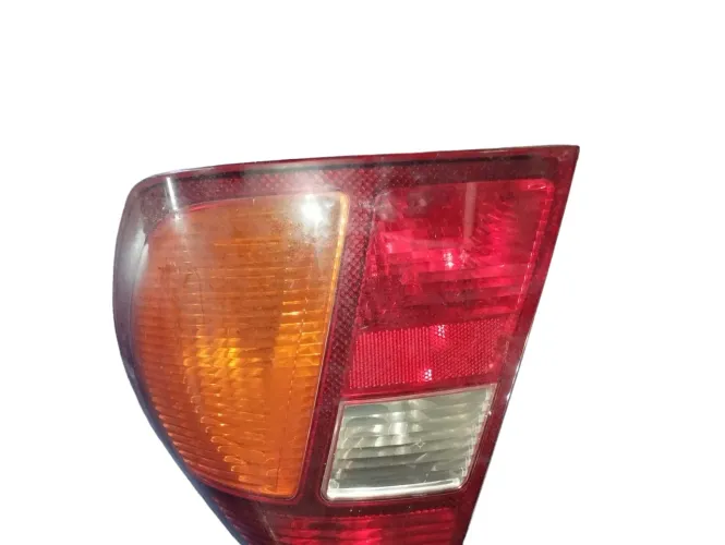Lanterna Renault Clio Sedan Lado Direito 2001 A 2004 Direito