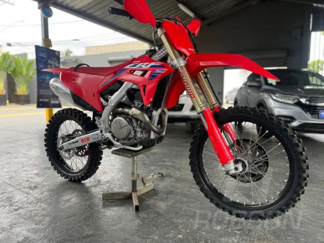 CRF 450 R VERMELHA 2023/2024