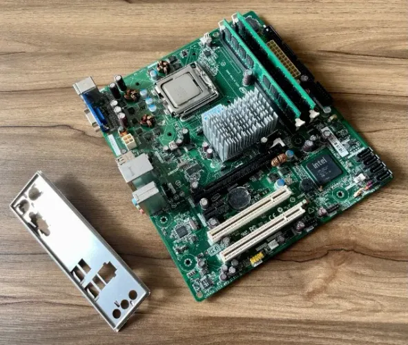 Kit Placa Mãe Intel Dg31pr + Processador 775 + Memória Ddr2