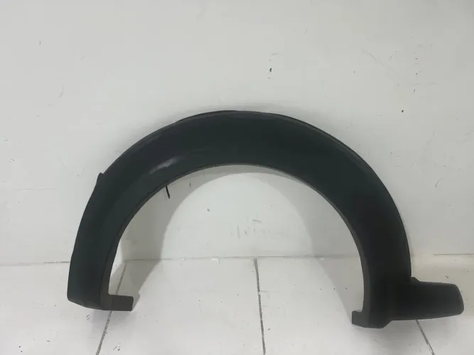 Moldura paralama traseiro Fiat strada working 2014/2019 Ld