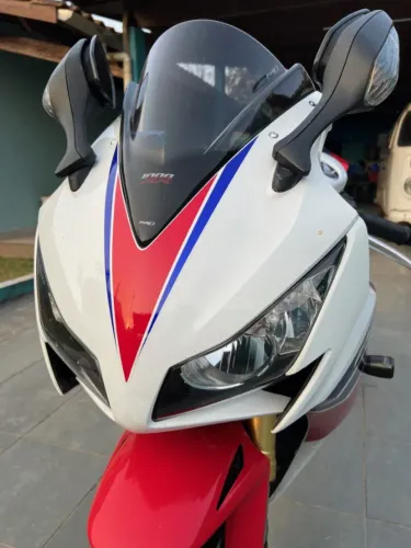 VENDO HONDA CBR1000RR HRC 2013