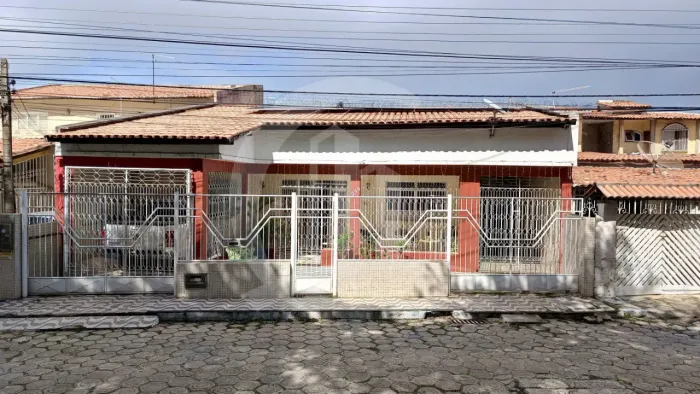 Casa à Venda Bairro Inácio Barbosa
