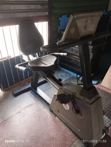 Cárdio bicicleta de academia