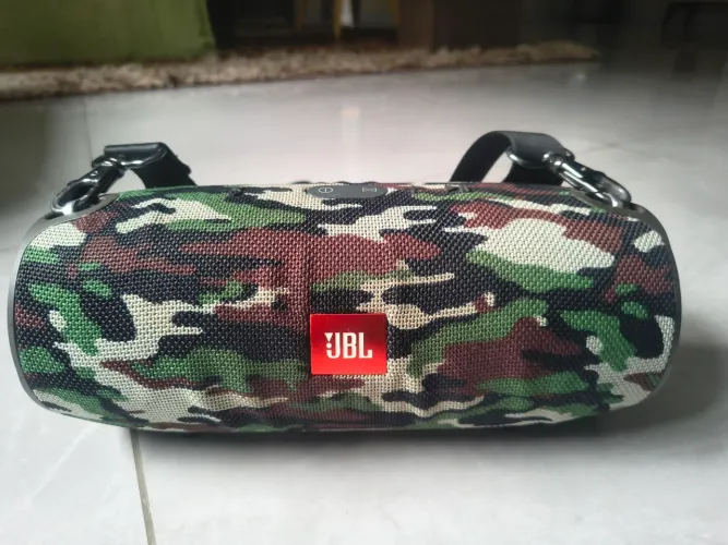 Cx só. jBL xtreme