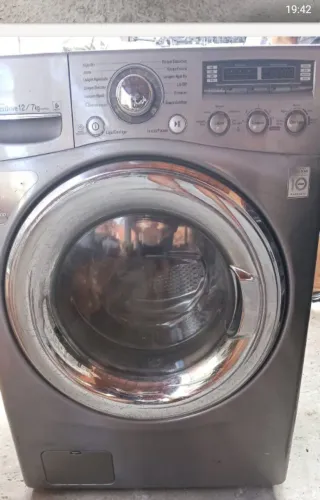 MÁQUINA LAVA E SECA LG INOX 12 KILOS MUITO NOVA
