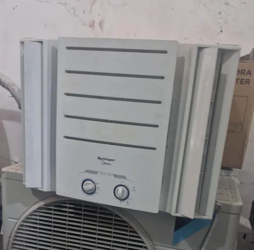 Ar condicionado de janela 7.500Btus com garantia