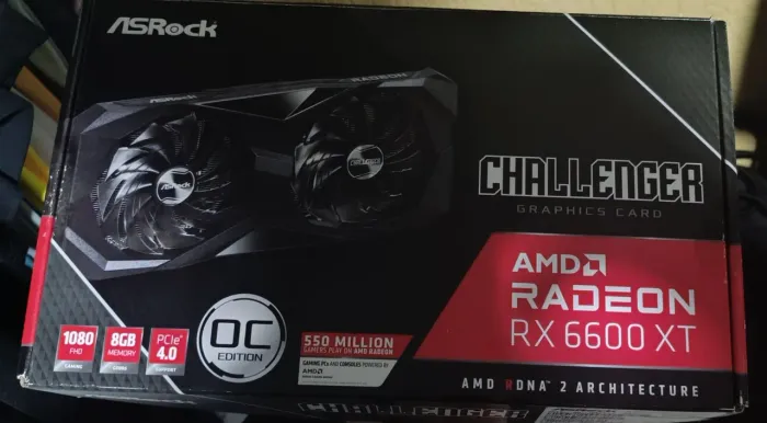 Placa de Vídeo ASRock Radeon RX 6600 XT 8GB GDDR6 - Excelente Estado