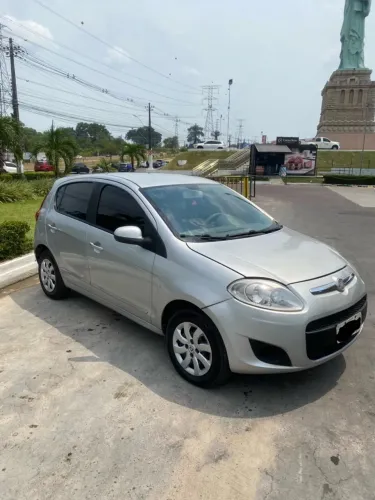 Fiat Palio Attractive 1.0 EVO Fire Flex 8V 5P 2013