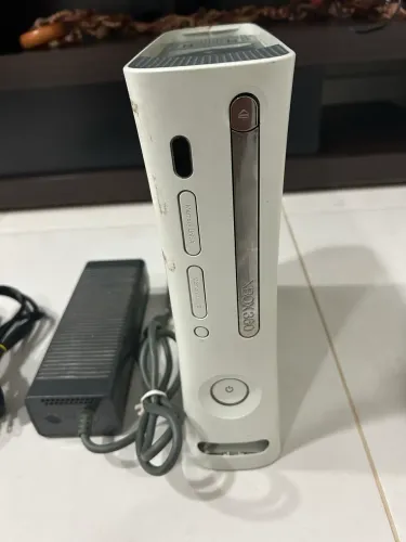Xbox 360 Arcade - ler o anúncio 