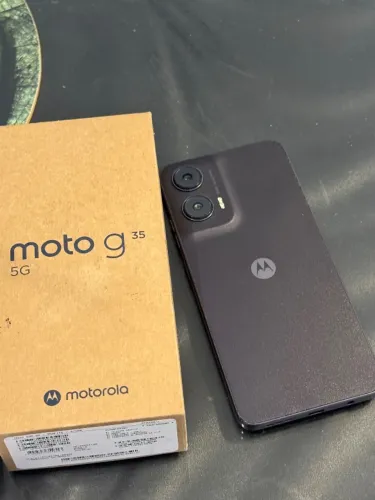 Celular Motorola G35 novo, 1 mês de uso, na caixa com nota fiscal.