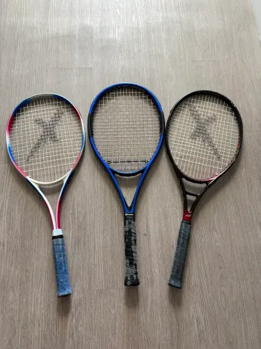 3 raquetes