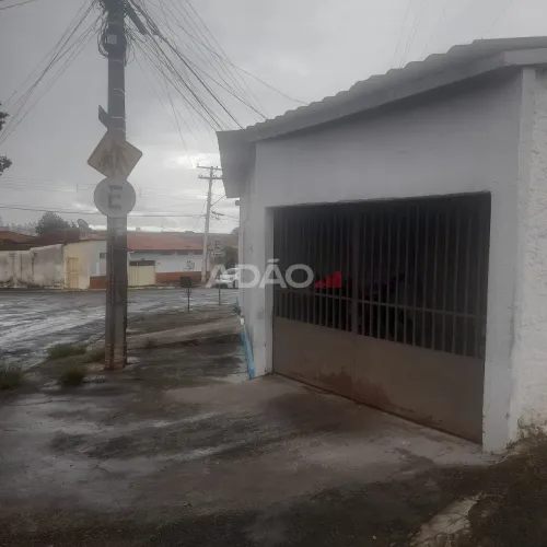 Residencial ou Casa de Bairro Casa de Rua com 6 Quarto(s) e 3 banheiro(s) à Venda, 358.22