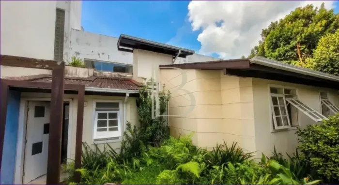 Casa à venda no Santa Mônica com 4 dormitórios, edícula e excelente potencial residencial 
