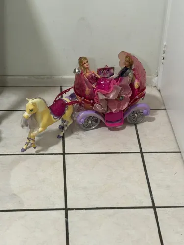 carruagem Barbie moda e magia