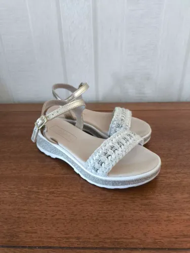 Sandália juvenil Molekinha Branco Offwhite/Dourado Tam 27