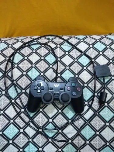 Controle Playstation 1 e 2 paralelo para vc curtir seus jogos.