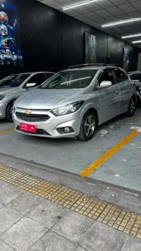 Chevrolet Onix Hatch LT 1.0 8V Flex Mec. 4P 2019