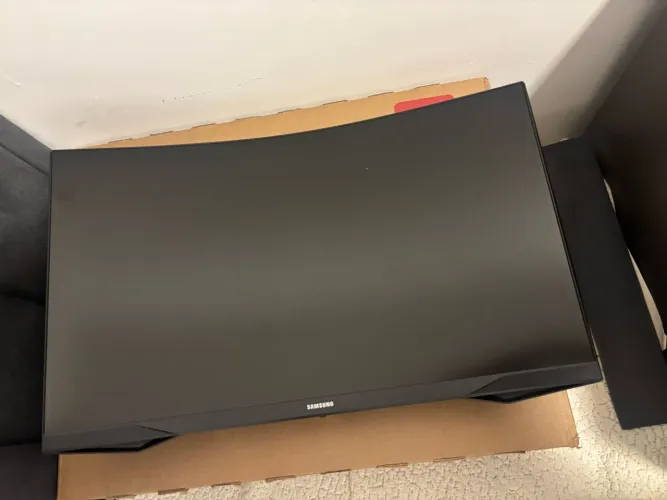 Monitor gamer Odyssey G5 165hz