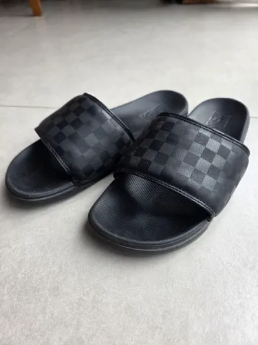Chinelo Vans original seminovo