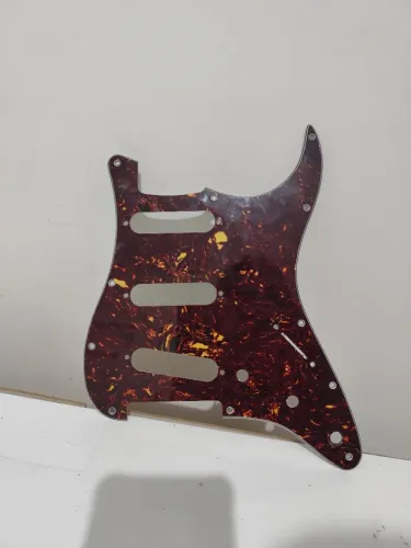 Escudo SSS Red tortoise P/Stratocaster 