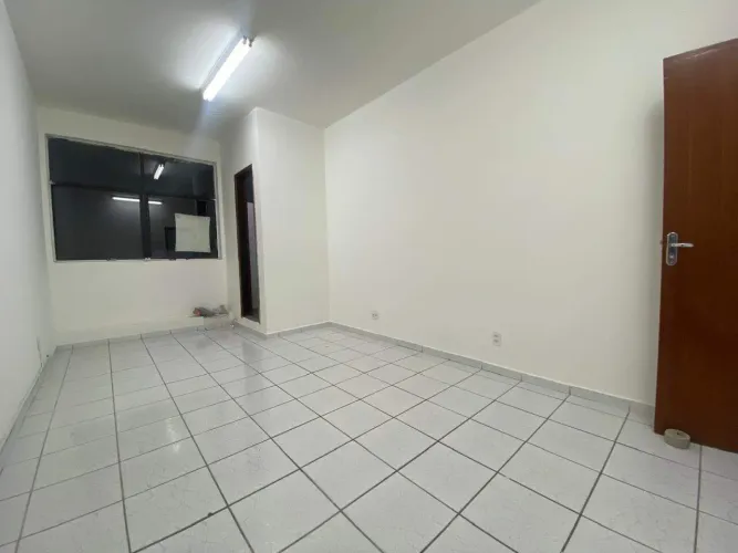 Sala Comercial para Locação no Barreiro Próxima ao Banco do Brasil e Shopping Barreiro
