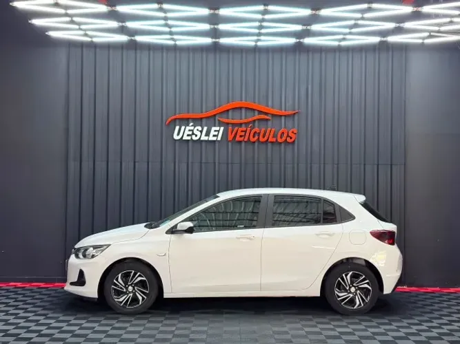 Chevrolet Onix Hatch LT 1.0 12V Flex Mec. 4P 2025