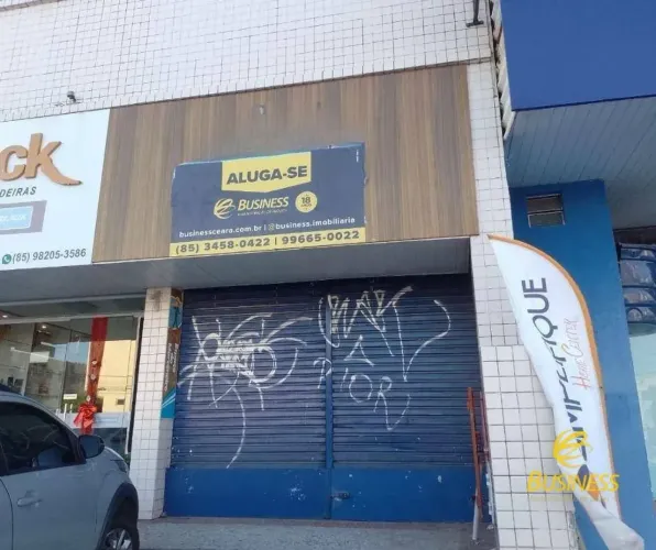 Excelente loja com mezanino na Avenida Washington Soares