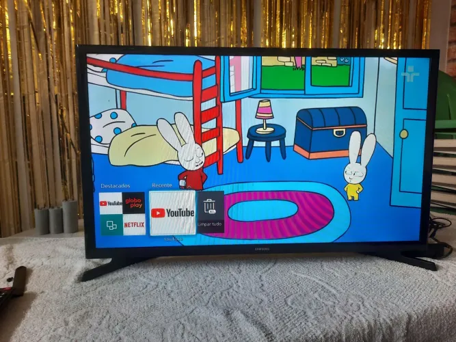 Vende-se TV Smart Samsung 32 polegadas 