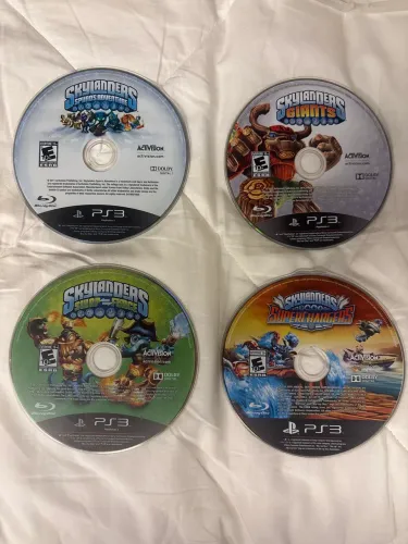 4 Jogos Mídia Física PS3 Skylanders - Spyros Adventure, Giants, SwapForce, SuperChargers