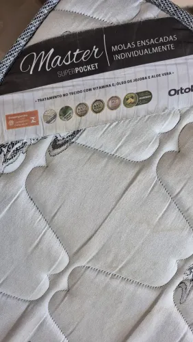 Cama casal Ortobom - Base e colchão molas ensacadas