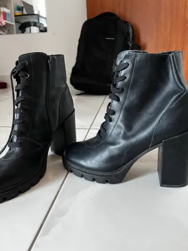 Bota Coturno