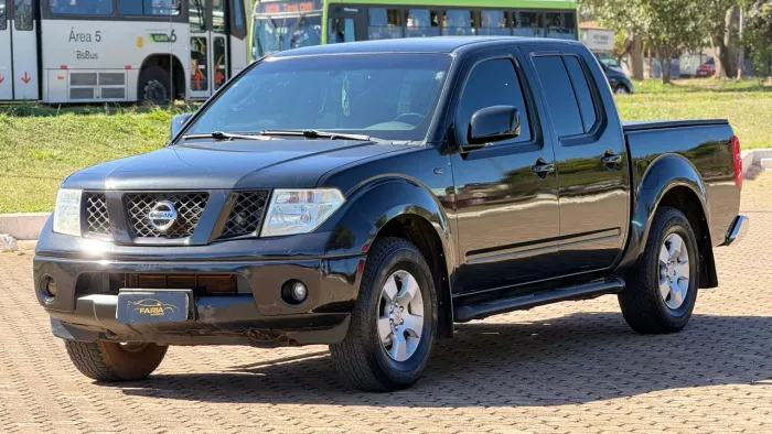 Nissan Frontier XE CD 4X2 2.5 TB Diesel 2013