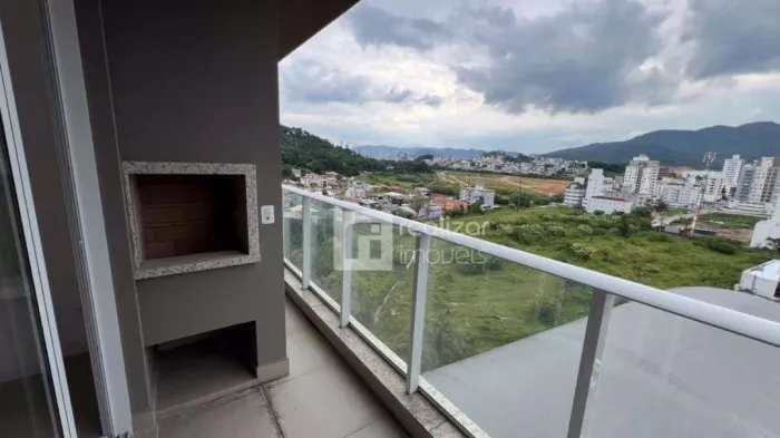 Apartamento com 2 dormitórios à venda, 80 m² por R$ 830.000,00 - Pedra Branca - Palhoça/SC