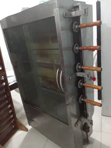 Máquina de Assar Frango