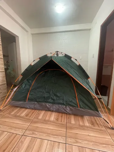 Barraca de Camping  Joyfox bicamada, espaço pra 4 a 5 pessoas 