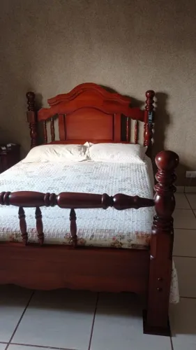 CAMA CASAL COM COLCHAO MASSAGEADOR