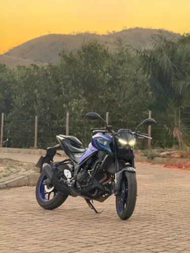 Yamaha MT-03 ABS 2023 - Apenas 6.825 km reais