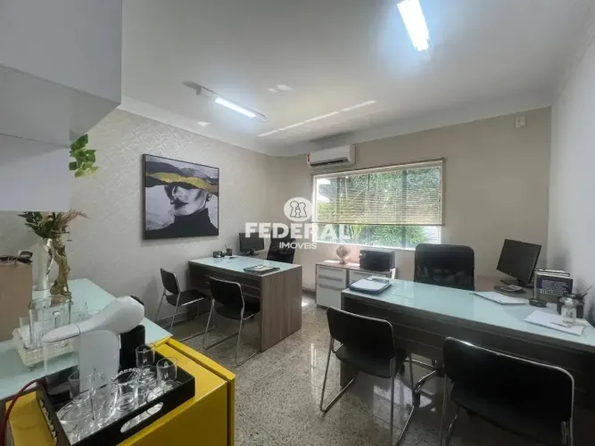Excelente Oportunidade Casa Comercial para locação No Setor Marista, Ao Lado Da PRF, 371M²
