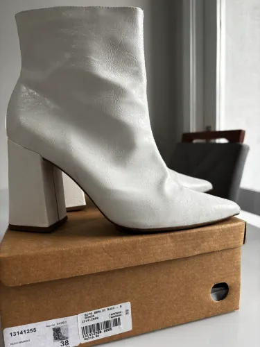 Bota branca