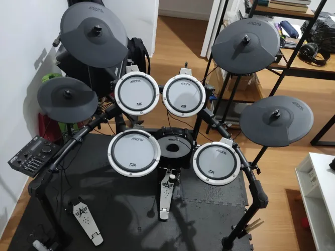 Bateria Eletrônica TDX-25 II Novíssima com NF
